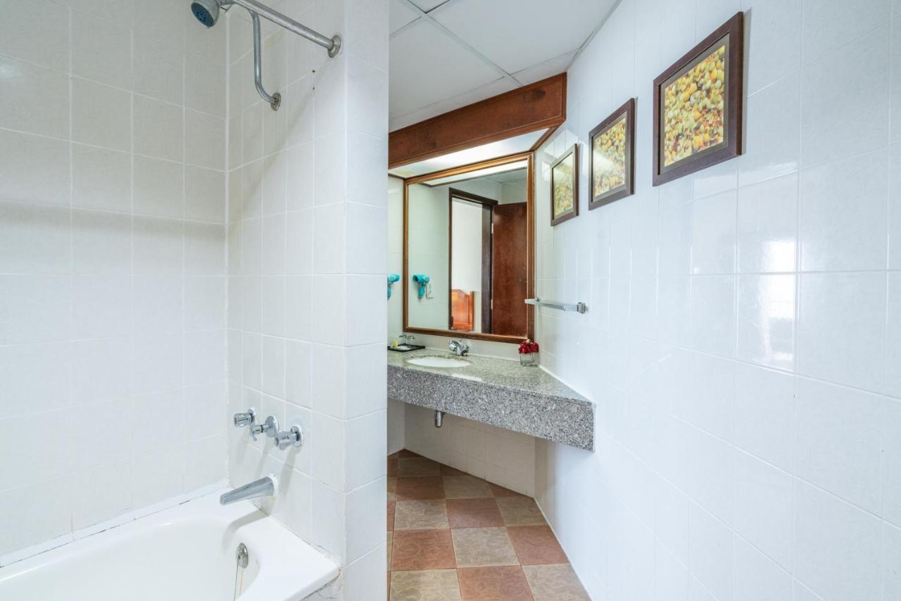 Seaview Deluxe Studio Couples Room S Tanjung Bungah (Penang) Exteriér fotografie
